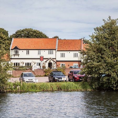 Wayford Bridge Inn Hotel Stalham Εξωτερικό φωτογραφία