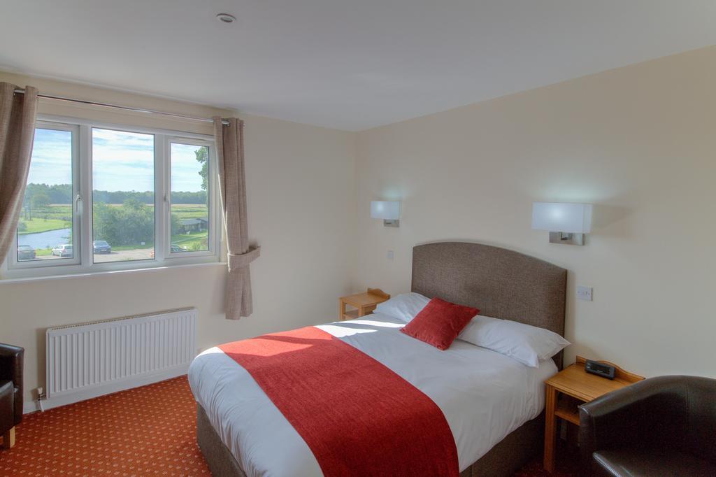 Wayford Bridge Inn Hotel Stalham Εξωτερικό φωτογραφία